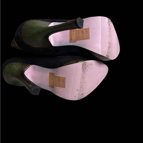 Leg Avenue Black Elegant Heeled Boots - Picture 5 of 6